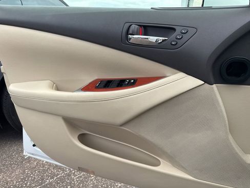 Used 2011 Lexus ES 350 FWD image 11