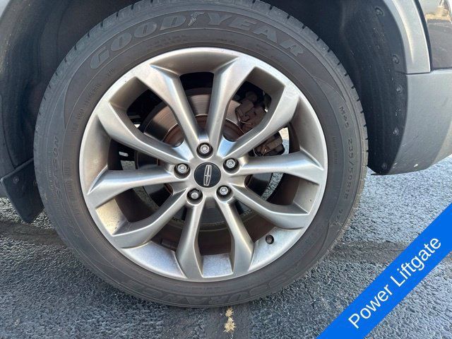 Used 2017 Lincoln MKC Select FWD image 9