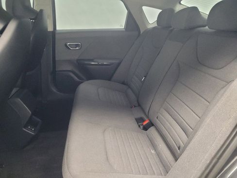 Used 2025 Kia K4 EX image 18