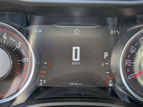 Used 2018 Dodge Challenger SXT image 26