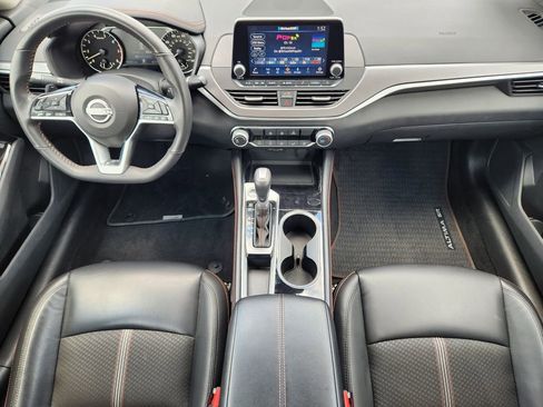 Used 2025 Nissan Altima 2.5 SR FWD image 25