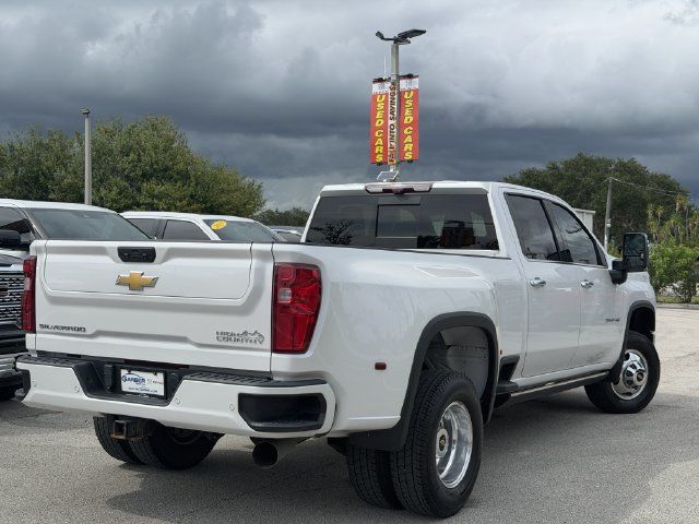Used 2023 Chevrolet Silverado 3500 High Country w/ Snow Plow Prep/Camper Package AWD/4WD image 3