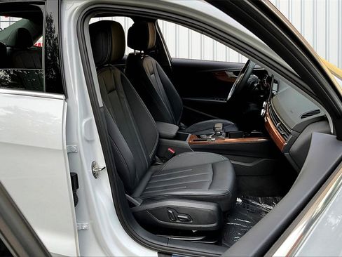 Used 2023 Audi A4 2.0T Premium w/ Convenience Package image 27