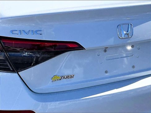 Used 2023 Honda Civic EX image 27