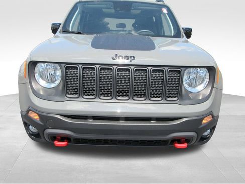 Used 2023 Jeep Renegade Trailhawk w/ Sun/Sound Group AWD/4WD image 9
