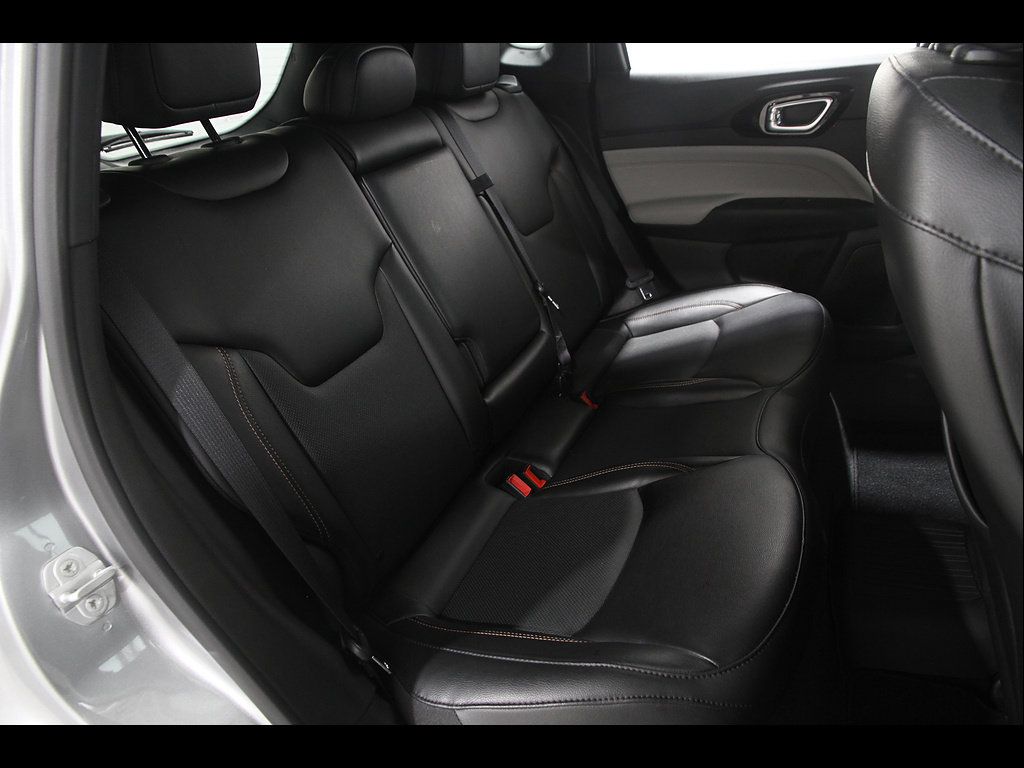 Used 2023 Jeep Compass Limited AWD/4WD image 18