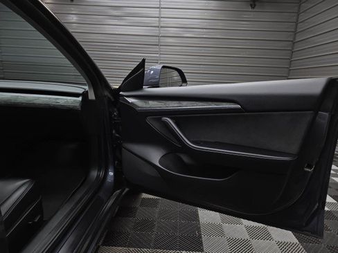 Used 2022 Tesla Model 3 Performance AWD/4WD image 32
