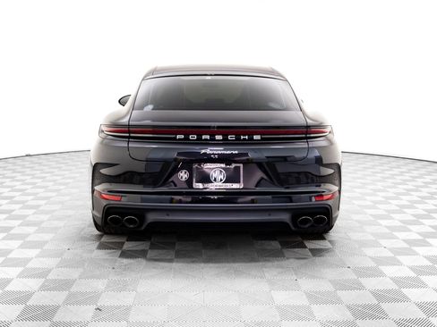 Used 2024 Porsche Panamera 4 image 4