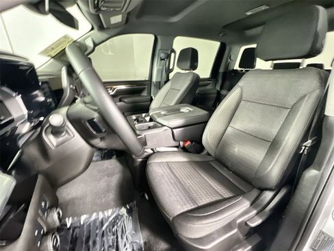 Used 2024 Chevrolet Silverado 2500 LT image 13