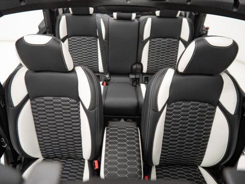 Used 2025 Jeep Gladiator Sport image 42