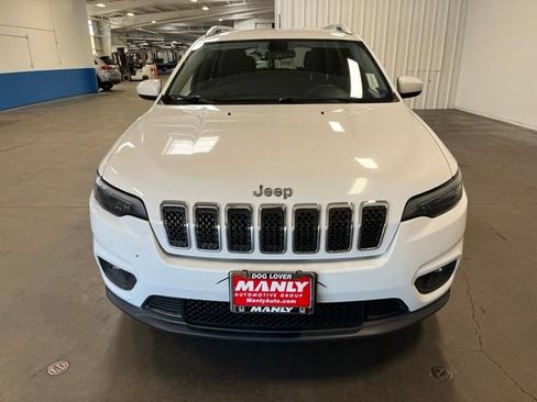 Used 2019 Jeep Cherokee Latitude w/ Popular Appearance Group FWD image 8