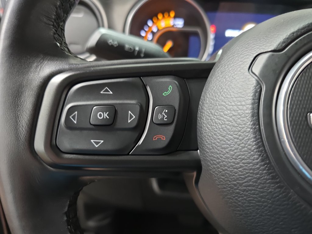 Used 2023 Jeep Wrangler Unlimited Sport AWD/4WD image 17