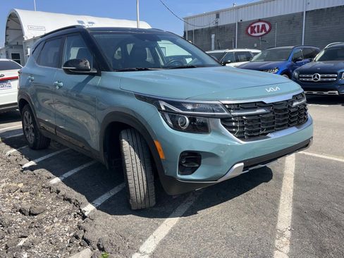 Used 2024 Kia Seltos S AWD/4WD image 1