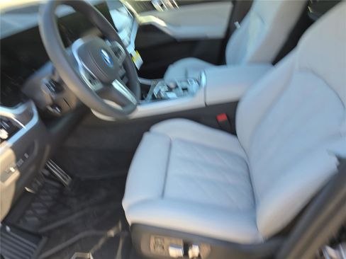 New 2026 BMW X5 xDrive50e w/ M Sport Package AWD/4WD image 22