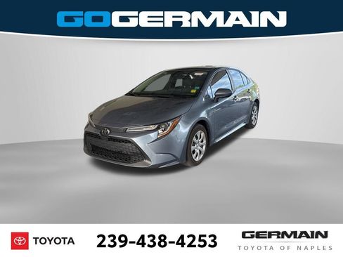 Used 2022 Toyota Corolla LE image 1
