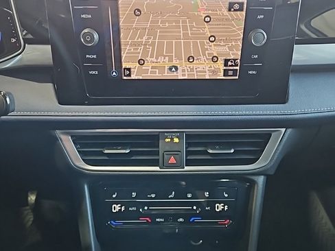 New 2026 Volkswagen Taos SEL image 32