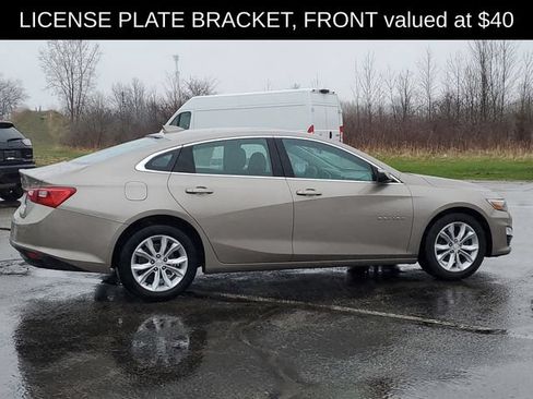 Used 2023 Chevrolet Malibu LT w/ Driver Confidence Package FWD image 9
