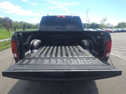 Used 2022 RAM 1500 Warlock AWD/4WD image 10