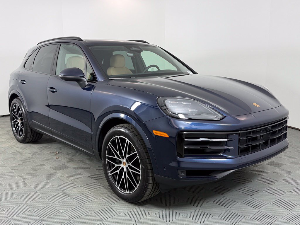 Certified 2026 Porsche Cayenne AWD/4WD image 9