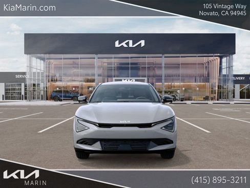 New 2025 Kia EV6 Wind image 2