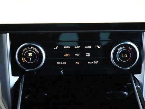 Used 2023 Land Rover Range Rover SE AWD/4WD image 38