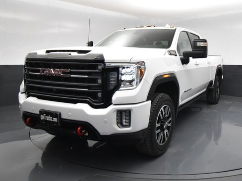 Used 2023 GMC Sierra 2500 AT4 w/ AT4 Premium Plus Package image 2