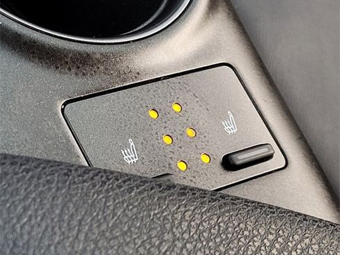 Used 2023 Toyota Camry XSE image 28