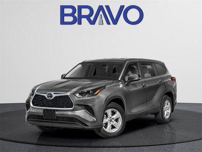 Used 2023 Toyota Highlander L