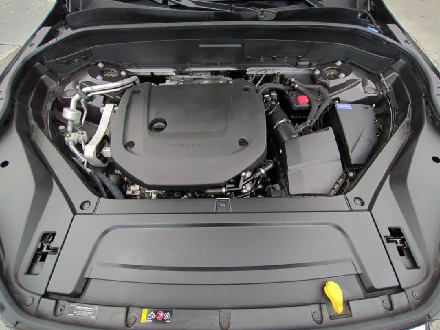 Certified 2023 Volvo XC90 B6 Ultimate w/ Protection Package Premier AWD/4WD image 11
