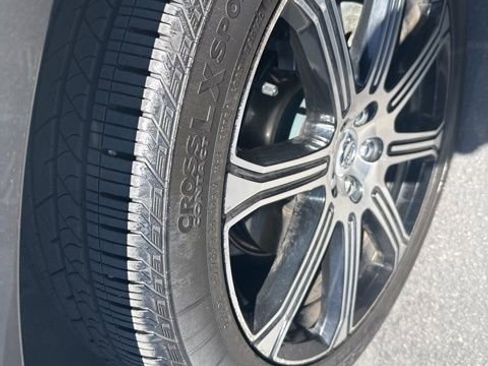 Used 2019 Volvo XC60 T5 Inscription AWD/4WD image 5
