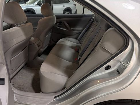 Used 2007 Toyota Camry LE FWD image 8