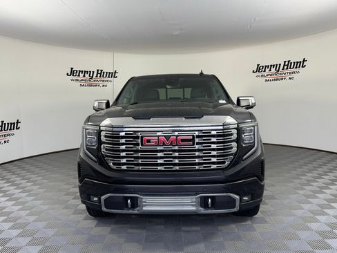 Used 2023 GMC Sierra 1500 Denali w/ Denali Reserve Package image 3