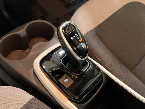 Used 2020 Chevrolet Bolt LT image 20