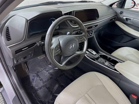 Certified 2023 Hyundai Sonata SEL w/ Convenience Package image 19