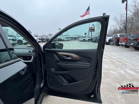 Used 2018 GMC Terrain SLE w/ Driver Convenience Package AWD/4WD image 39