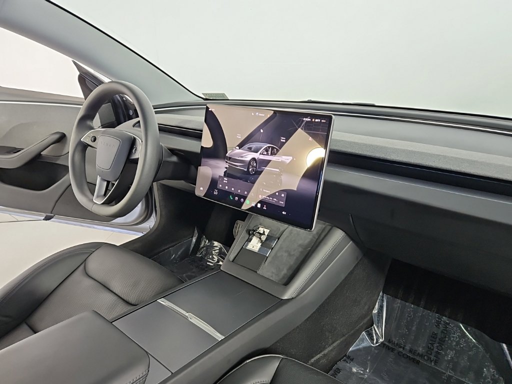 Used 2025 Tesla Model 3 Long Range RWD image 13