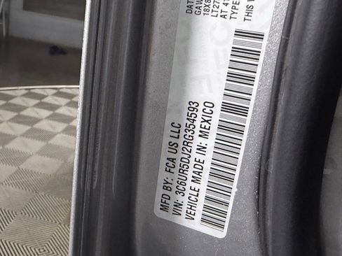 Used 2024 RAM 2500 Big Horn w/ Bed Utility Group image 35