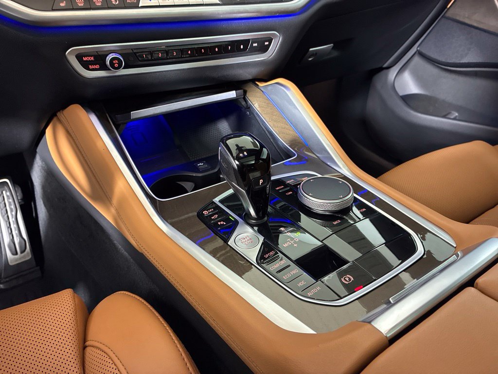 Certified 2023 BMW X6 xDrive40i w/ M Sport Package AWD/4WD image 13