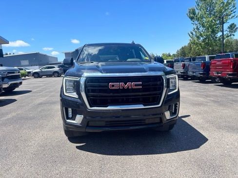 Used 2021 GMC Yukon XL SLE AWD/4WD image 3