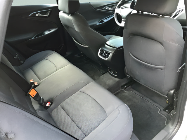 Used 2018 Chevrolet Malibu LT w/ Redline Edition FWD image 13