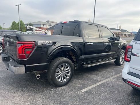 Used 2024 Ford F150 Lariat w/ FX4 Off-Road Package image 4