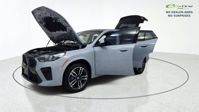 Used 2026 BMW X2 xDrive28i w/ Technology Package AWD/4WD image 14
