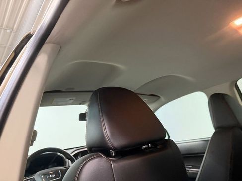 Used 2022 GMC Canyon AT4 image 11