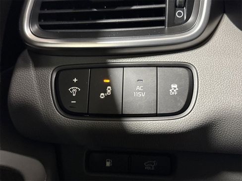 Used 2016 Kia Sorento EX w/ EX Premium Package image 18