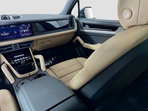 New 2026 Porsche Cayenne S AWD/4WD image 26