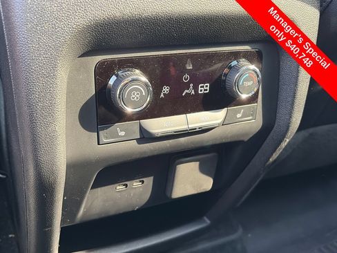 Used 2024 Chevrolet Traverse RS w/ LPO, Floor Liner Package FWD image 9