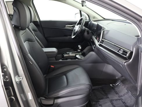 Used 2024 Kia Sportage EX AWD/4WD image 29