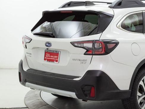 Used 2022 Subaru Outback Limited XT image 14