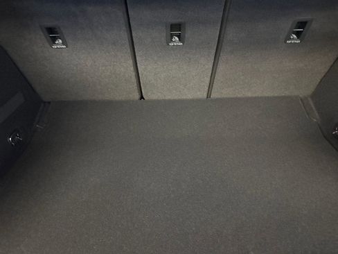 New 2025 Audi Q6 e-tron Premium Plus image 14