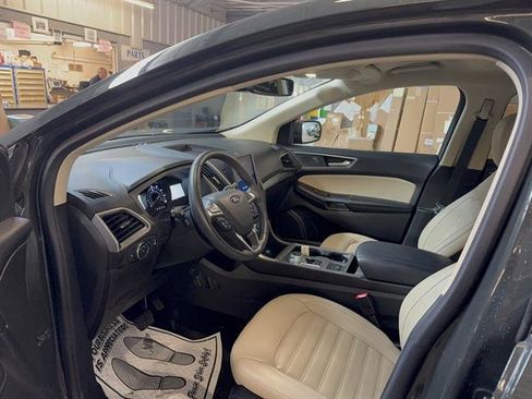 Certified 2022 Ford Edge SEL w/ Convenience Package image 6